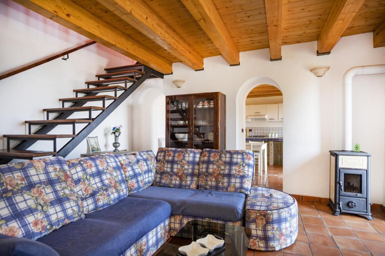 Cottage Casale Relax E Tranquillita Gioiosa Marea Exterior foto